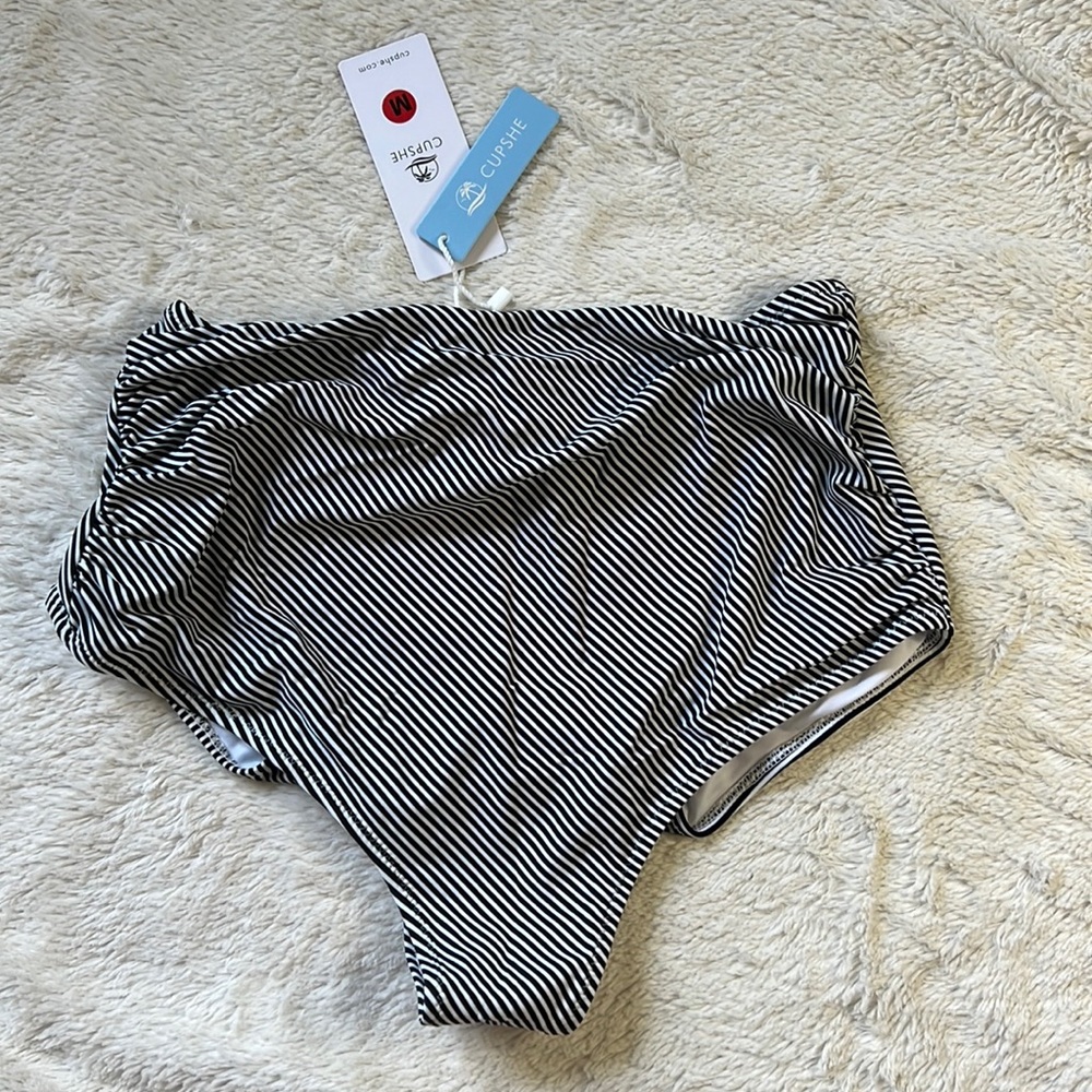 Bikini bottoms